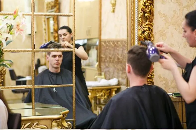 
                                                    Фото для центра красоты риф
                                             